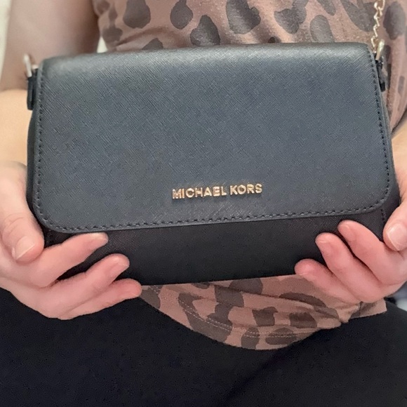 NEW! Michael Kors Black Staffiano Leather W/ Gold Small Bag - Picture 2 of 10